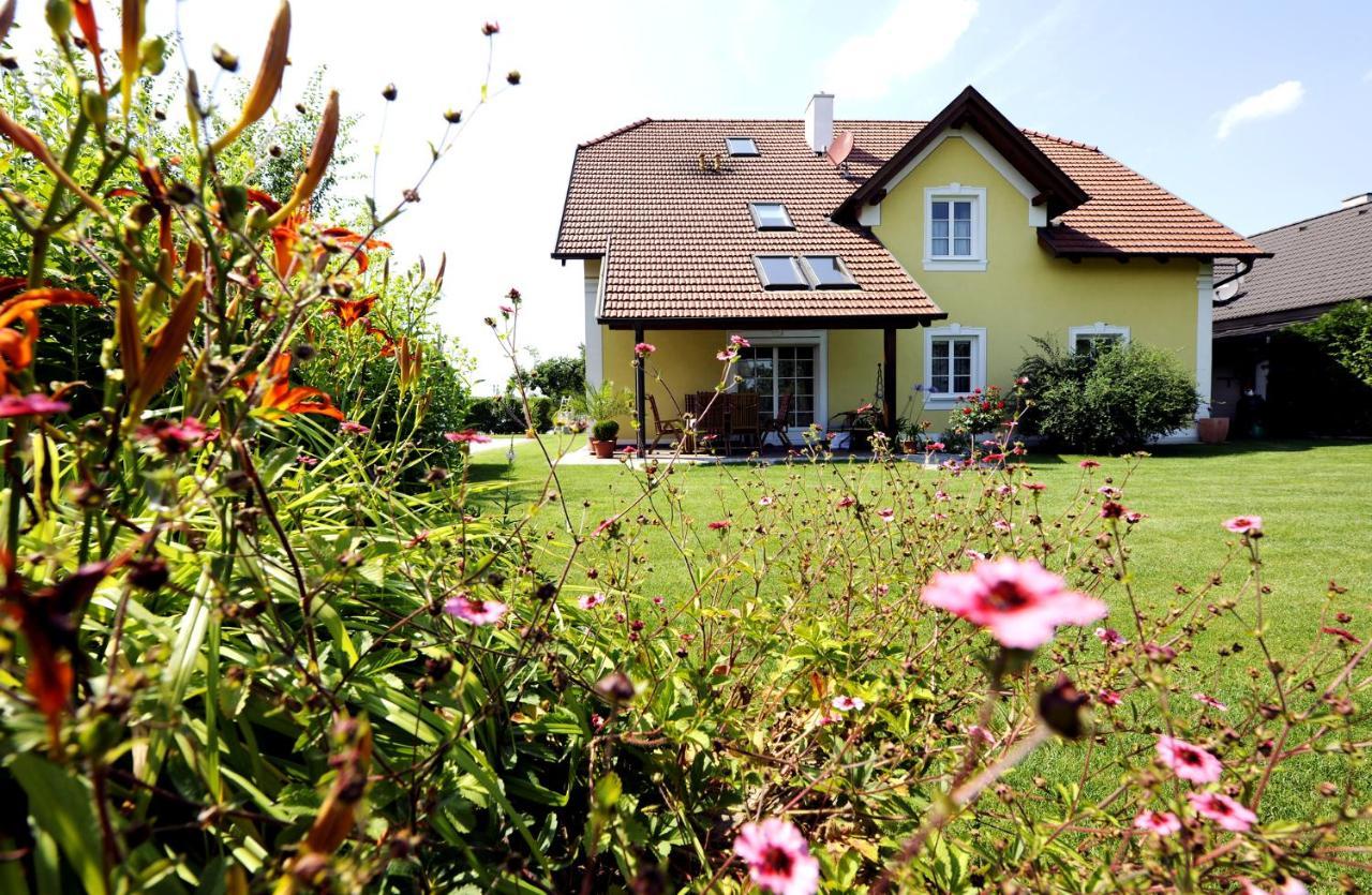 Gaestehaus Familie Trachsler Hotel Rohrendorf bei Krems Eksteriør billede